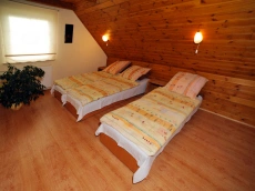 Bungalow-mökki 4